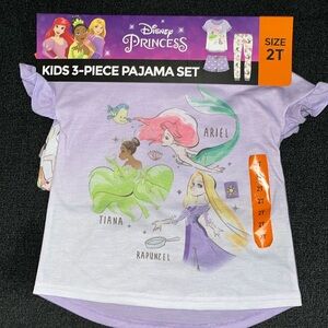 Disney Princess 3 piece pjs. Top,shorts, pants. 2T. NEW